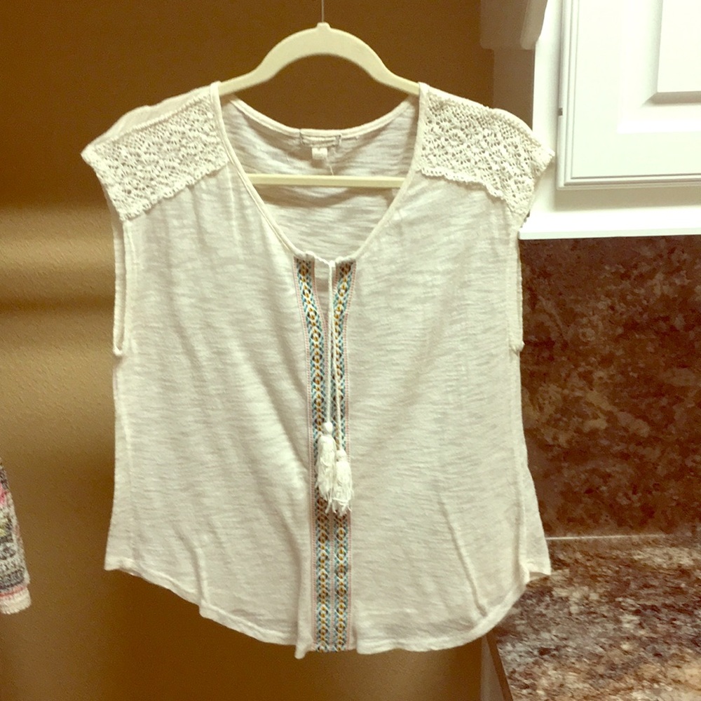 Eyeshadow's Top Size M